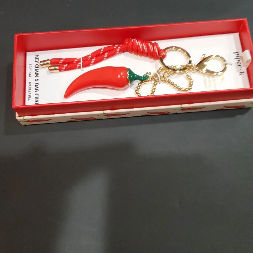 Red hot chili pepper gold plated key chain and bag charm new‎
